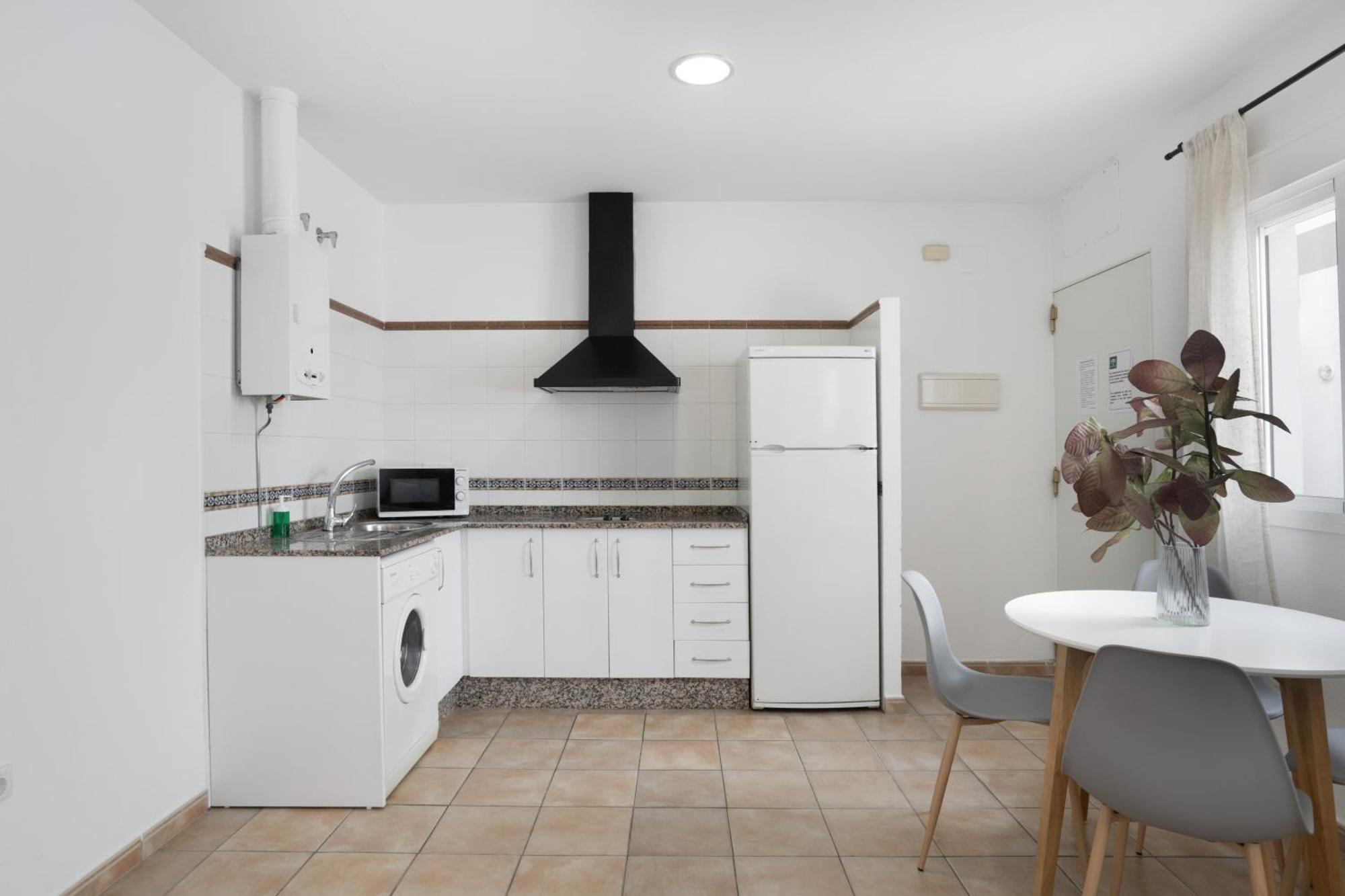 Apartamento Perez Zara 3 โกนิล เด ลาฟรอนเตรา ภายนอก รูปภาพ